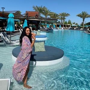 Resort wear short sleeve jacket / swimsuit coverup